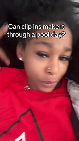 Ion wanna be giving mermaid going under then coming up looking like a sea urchin😭🤦🏽‍♀️ #fyp #curlyhair #clipinsforblackgirls #clipinhairextensions 