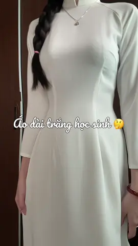 áo dài học sinh cấp 3 thời nay đẹp xiệt 🍓#aodaitrang #aodaihocsinh #aodaitruyenthong #aodai #aodaivietnam #aodaivietnam🇻🇳 #aodaikiyeu #aodaihottrend #kiyeu #kiyeucuoicap #outfit #thoitrangnu #reviewthoitrang #nireview #trending 