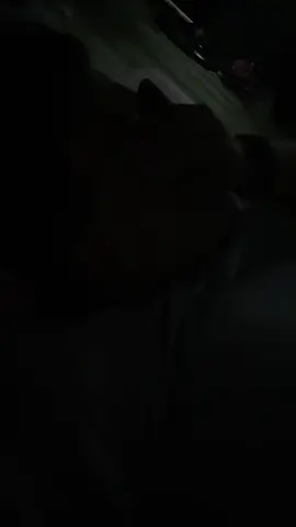 Nhiều lúc e cũng bất lực với chính sự yếu đuối của bản thân- nhưng có nhiều đêm e không kiềm được tiếng khóc nghẹn của mình. Anh ơi thế giới tệ với a nhưng chưa có ngày nào e tệ với anh cả, sao anh đối xử với em như bây giờ  ❤️‍🩹❤️‍🩹❤️‍🩹