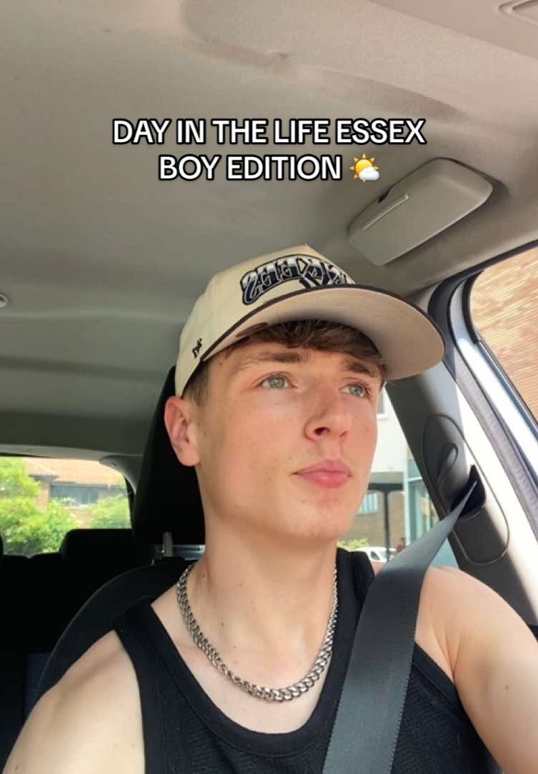 Day in the life in Essex but a short, chill one ☀️ Have a great weekend #essex #basildon #dayinthelife #Vlog 
