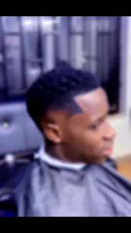 This hair style looks different #CapCut #TikTokTrends 
