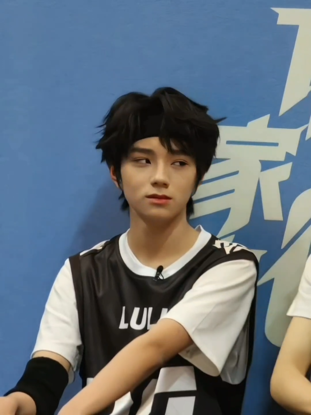 his face card never deslines 🔥 #wanglujie #tffamily #tffamily_4th_generation #vuonglokiet #summergames #vuonglokiet_wanglujie_王橹杰 #wanglujie_王橹杰 #ванлуцзе #луцзе #лузце #ванлузце #wanglujieedit  #王橹杰 