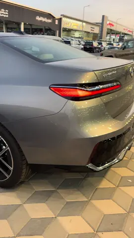 #معرض_قمة_العز #2025 #BMW #735i 