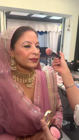 Party makeup look for my client🔥❤️#partymakeup #bridelmakeup #hairstyle #artist #srbeauty #hayes 