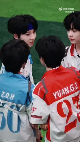 Dù không có skd. Tuy nhiên otp đã cùng về 1 đội (A4 cảnh khu) #yuanheng #wenhan #xh #xuhuong