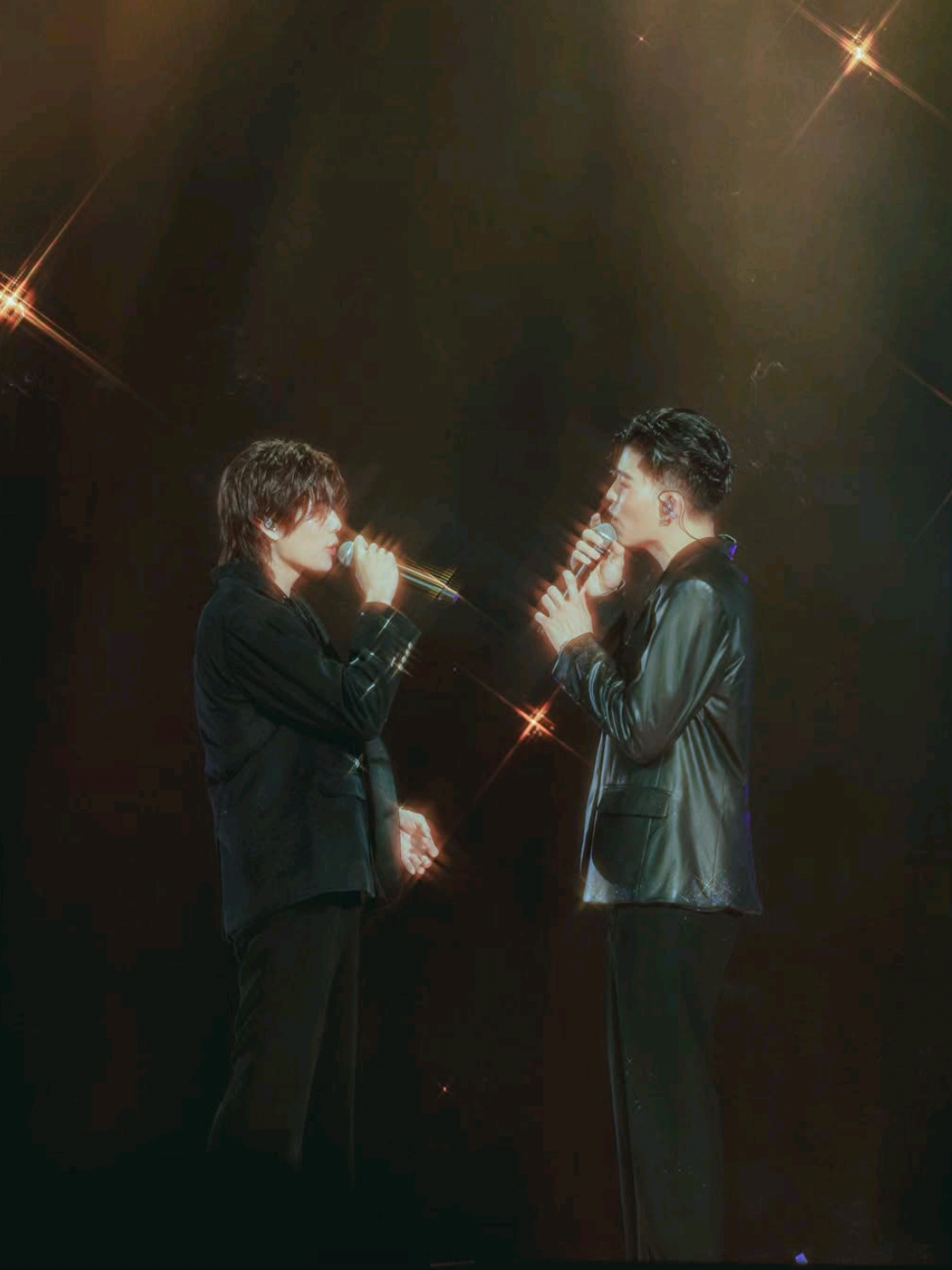 Song title: That’s the Only One Love Song for You เพลงรัก (Pleng rak) Artist: Pond, Phuwin @LOL Fan Festival 2025 [Original by Three Man Down] #lolfanfest2025  #pondphuwin #pondnaravit #phuwintang 