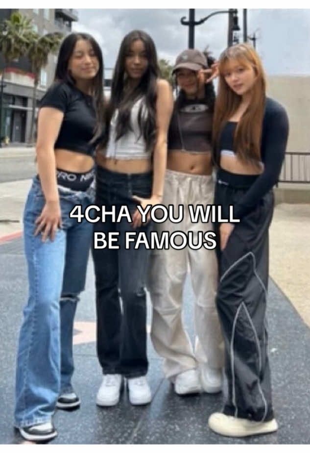 a 4 member performance powerhouse group!!! #VCHA #4CHA #GIRLSET #VLIGHT #VLIGHTS #camilavaldes #lexivang #kendallebeling #savannacollins #globalgroup #girlgroup #jyp #jypentertainment #jypusa #jypxrepublic #republicrecords @VCHA 