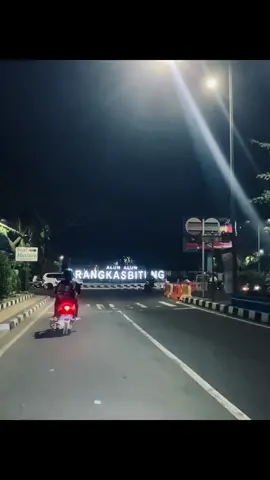 🥺 #dejavu #alunalunrangkasbitung #rangkasbitung #fyp #ikmal 