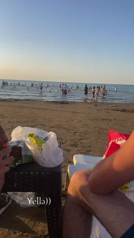 novxanı deniz kənarı) 