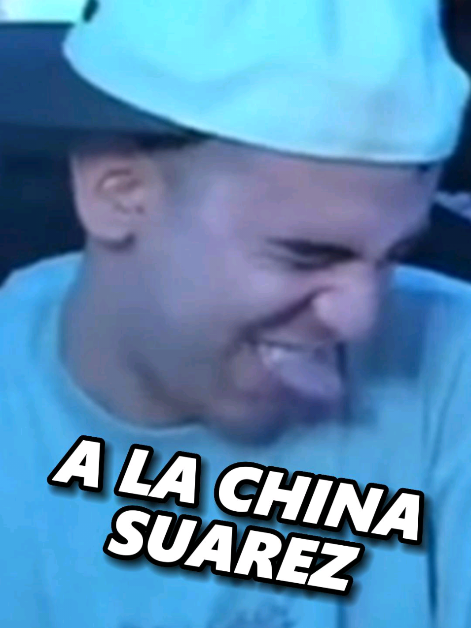 TENGO UN PARECIDO A LA CHINA SUÁREZ #duo #joacolopez #pimpeano #joaco #pimpe #joacoypimpe #fyp #parati #viral #pyf #chinasuarez  #china #michaeljackson #michael #jackson #suarez #guidokaczka #gracioso #clipsdetwitch #parecido #cara #rostro #clipsdekick #chistes #clips #humor #argentina #coscuarmy @Joaco Lopez @Piano @Sangrejaponesita 
