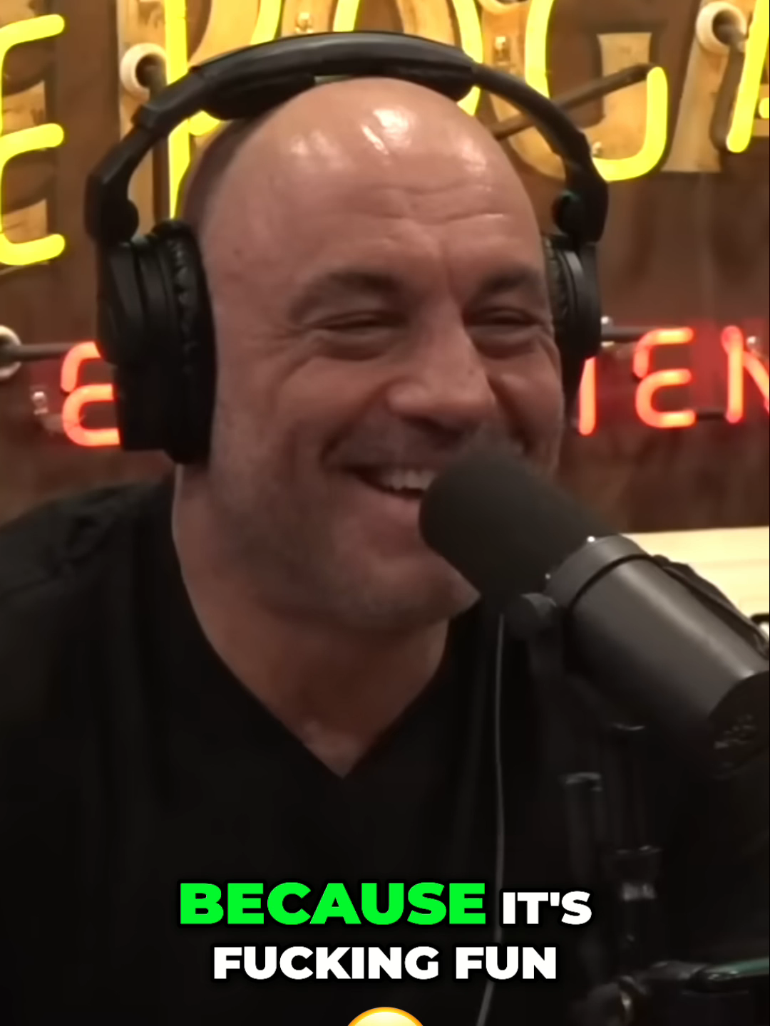 Funny Pranks & Lies: My Favorite Thing Is Pure Fun! #fyp #joerogan  #mma #mightymouse  #UFC #funnytiktok