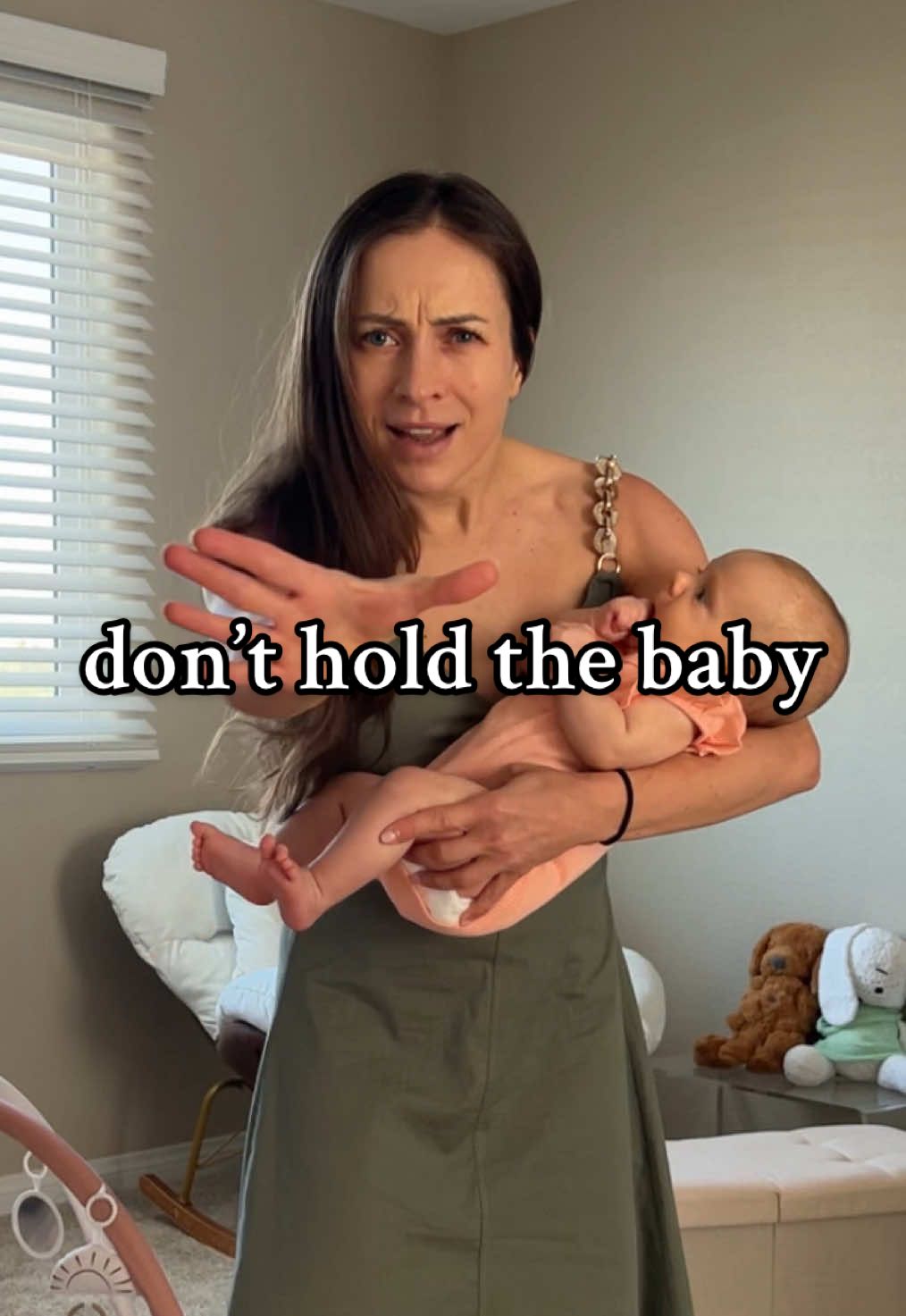 “Don’t hold the baby too much”? 🧠 Science says the opposite. «Infant carrying is a biological norm… shaped over 4 million years of evolution.» •Berecz et al., 2020 👶 «Skin-to-skin improves sleep, stress regulation, and brain development, with effects lasting into childhood.» •Feldman et al., 2014 I love my baby. And I won’t leave her in tears, lying alone, crying without comfort or attention. Holding her isn’t spoiling, it’s how she grows, feels safe, and knows she’s loved. . #jokes#fun#spoil#spoiledchild #spoiledbaby#infant#maternity#daughter  