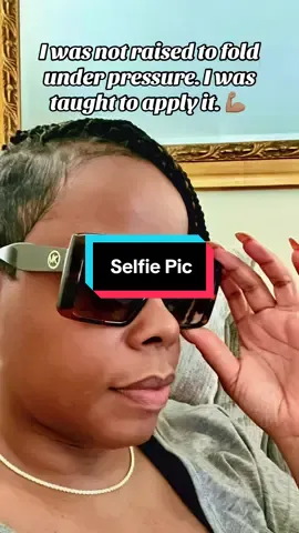 No matter what you go thru. Keep God first and keep going. Never give up. 💪🏽  #selflove  #clearmymind  #sunglasses  @Michael Kors 