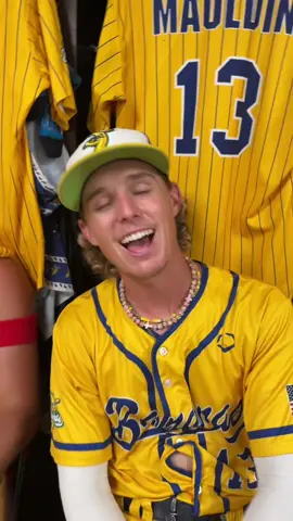 YOU PHASE OUT NEXT FRIDAY😎 #newmusic #daltonmauldin #baseball #baseballplayer #youphase #indiepop #popmusic #savannahbananas #teammates 