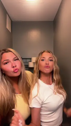 bestie & me about to shut the town down 🤪 #fyp #fypシ゚viral #fypシ゚viral #foryoupage #crazy #bestie 