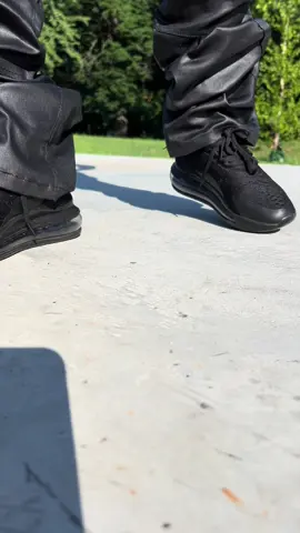 Shoes #tiktokshop #tiktokshopcreatorpicks #bigdeal #fypシ #tiktokshopfinds #recomended #fashion #viral #tiktokmademebuyit #creatorsearchinsights #shopping #viralvideo #explorepage #recommendations #tiktokproducts #tiktokshopcreator #viralproducts #shoes #zapatos 