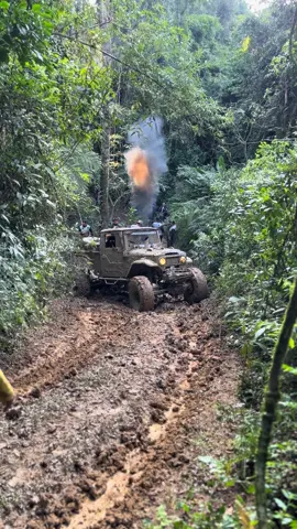 Trancatarina 2025 primeiro dia . . . . . . . . .  #viral #4x4 #transcatarina2025 #toyota #mwm #picuma 