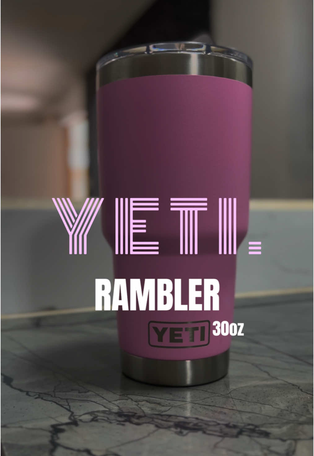 ✨ Alerta de brillo nivel princesa ✨ Este YETI Rambler de 30oz en rosa no solo mantiene tu bebida en la temperatura perfecta… ¡también te da el princess treatment que mereces! 👑💖 Llévatelo ya en Clock’s, donde el estilo no se negocia. 🚚 Entrega inmediata, porque ser reina no puede esperar. #YETI #ClockStyle #PrincessVibes #TheStyleOfTheTown #Rambler30oz #BrillaConClocks  #princesstreatment #regalos #envios #original 