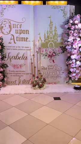 Enchanted Forest Sweet Sixteen Setup #sweet16 #dustypinkdecor #sweet16birthday #sweet16ideas #enchantedforestquinceañera #echantedforest #enchantedtheme #quinceañerabackdrop #fyp #eventdecorator #balloonartist #chicago #businesswoman #viral #SmallBusiness #champagnequince #misquinceaños #misquince #quinceañeradecoration #champagnequince #decoration #empredimiento  #quinceañeraheadtable #quinceañerabackdrop