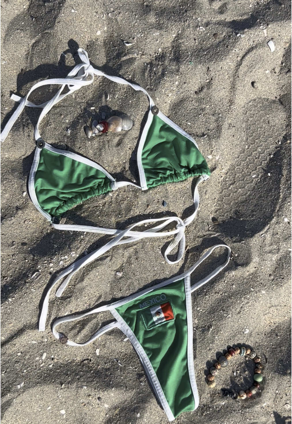 the perfect personalized bundle by @kareli ⋆˚꩜｡  👙💋  #bikinimodel #outfitinspo #summervibes #OOTD #SmallBusiness 