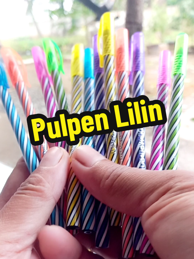 Pulpen murah M2000.#pulpen#pen #bolpoin #pulpenmurah #alatsekolah#alattulis#fyp 