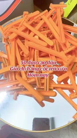 Dao cạo dâu com bo 50 chiếc mà chỉ có mấy chúc cành hôm nay #giadungthongminh #giadungtienich #xuhuongtiktok 