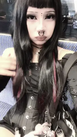 i heart you #outfit #outfitinspo #fyp #outfitcheck #goth #alttiktok #alternative #furrboots #newrock #handcuffs #sanrio #black #eyevosofficial #slaygirlpower03 