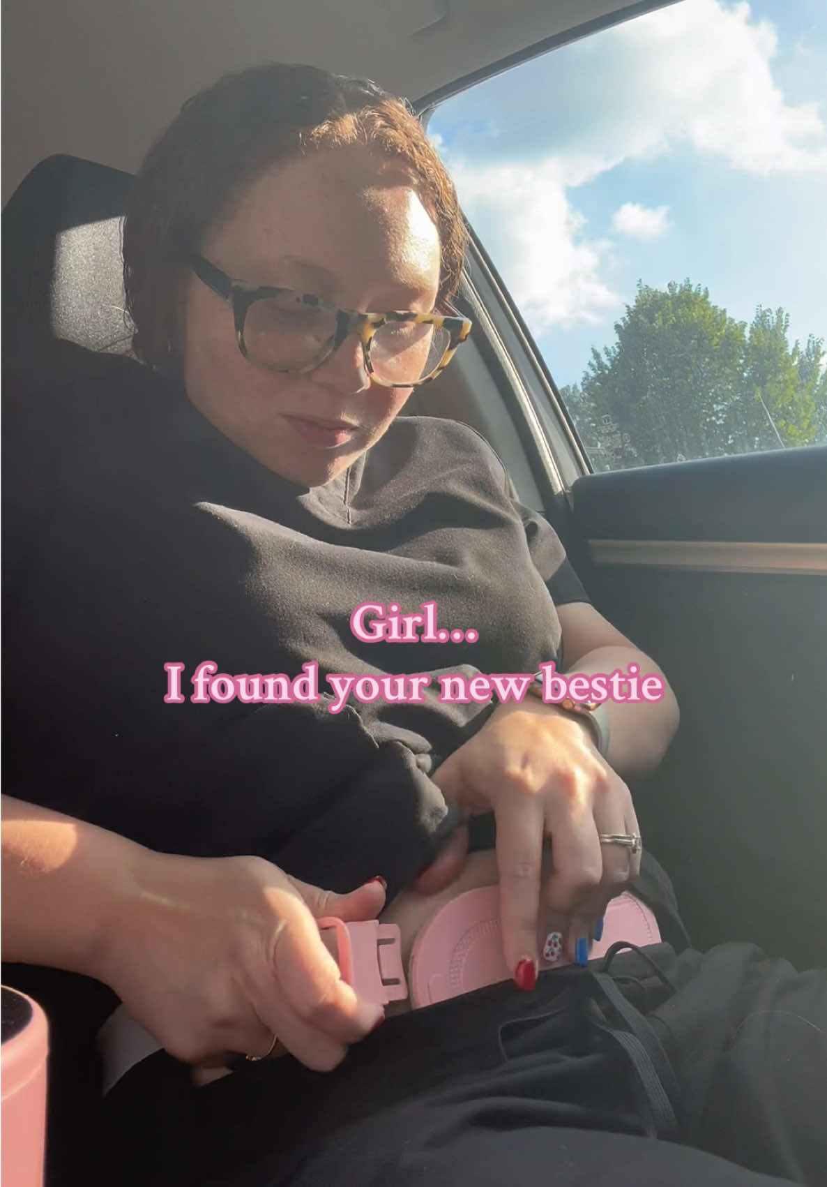 Girl, I just found your new bestie for that time of the month! A portable menstrual cramp heating pad! Chargeable & gets hot!! Adjustable strap & small enough to fit in a purse! #menstrualcramps #portableheatingpad #heatingpad #ladies #girlytok #menstrualcycle #cramps #girlprobs #womenshealth 