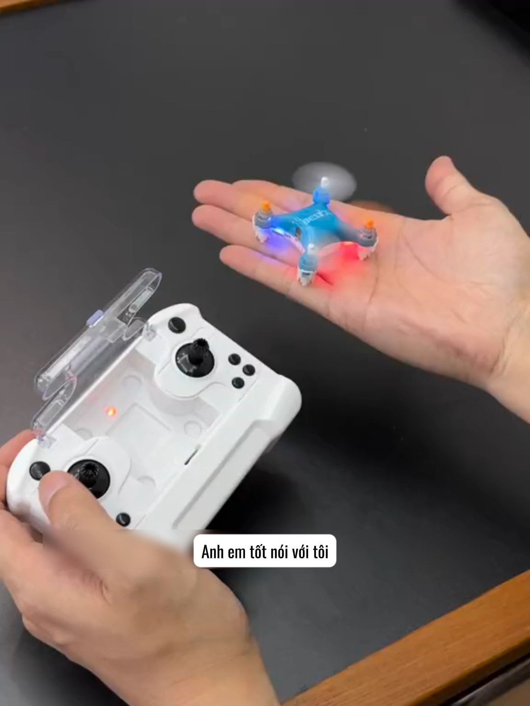 Máy bay điều khiển từ xa mini-Đồ chơi thông minh cho bé #maybaydieukhientuxachobe #dochothongminhchobe