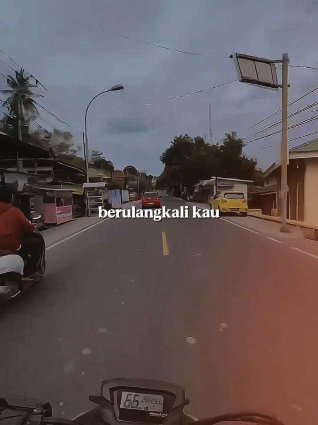 Berulangkali Kau Menyakiti @naldysafhar02rey pinjam soundnya kanda🙏😇soalnya tercandu candu #sarmila #fypviralシ #viral #lirikvideo 