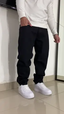 🤛🏼👋🏻 #jeans #outfit #fyp #ropa 