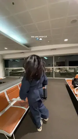 we can’t wait to see our LA community 🫶 #csb #cropshopboutique 