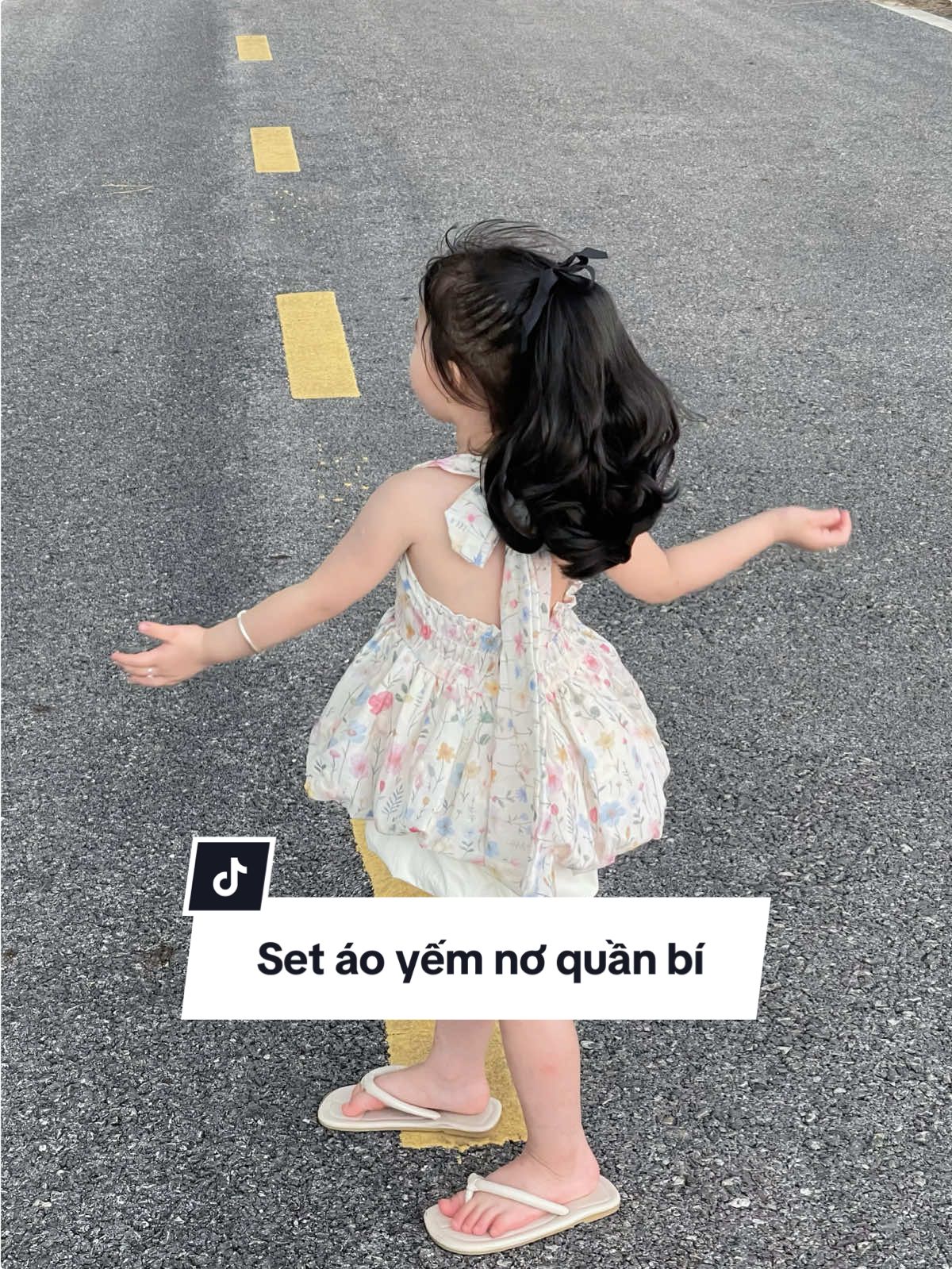Sang chảnh điệu đà quá lunn đây ạ😛 #setyemxinh #setxinhchobe #setxinh #setdoxinh #setdichoi #setdibien #xuhuong #fyp #viral 