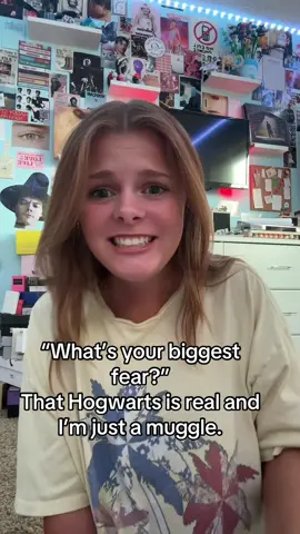 LIKE HAHAH NO #fangirl #fangirling #murauders #harrypotter #ronweasley #hermionegranger #hogwarts #wizardingworld #wolfstar #jamespotter #lilyevans #peterpettigrew #remuslupin #siriusblack