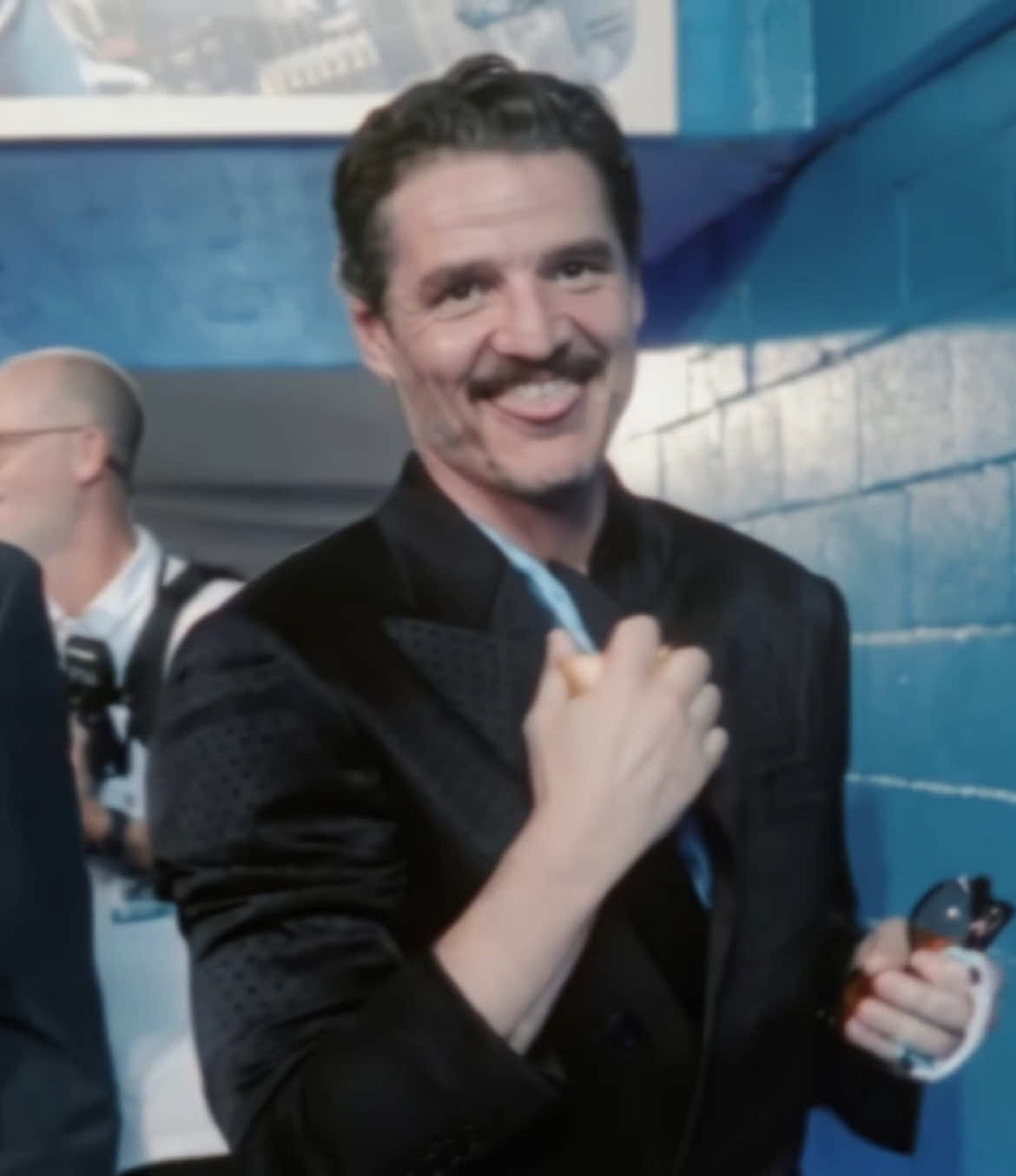 suddenly I’m hungry  | ib : @kai                         ( scp : mine )  #ihe4rtaep  #aftereffect #pedropascal #pedropascaledit #vanillamace #fakeeverything #aestheticedits #fantasticfour #materialistsmovie 