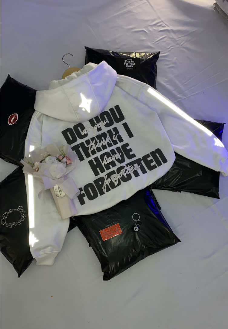 about you ❤️‍🔥 #rekomendasi #hoodieboxy #aboutyou #fyp 