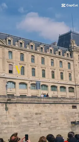 Vacation time #Paris #Milan