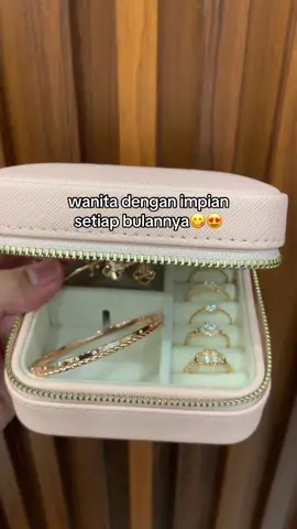 pengennya tiap bulan beli😫 #masyaallahtabarakkallah #fyp #foryoupage #fypage #fypageシ #kotakperhiasan 