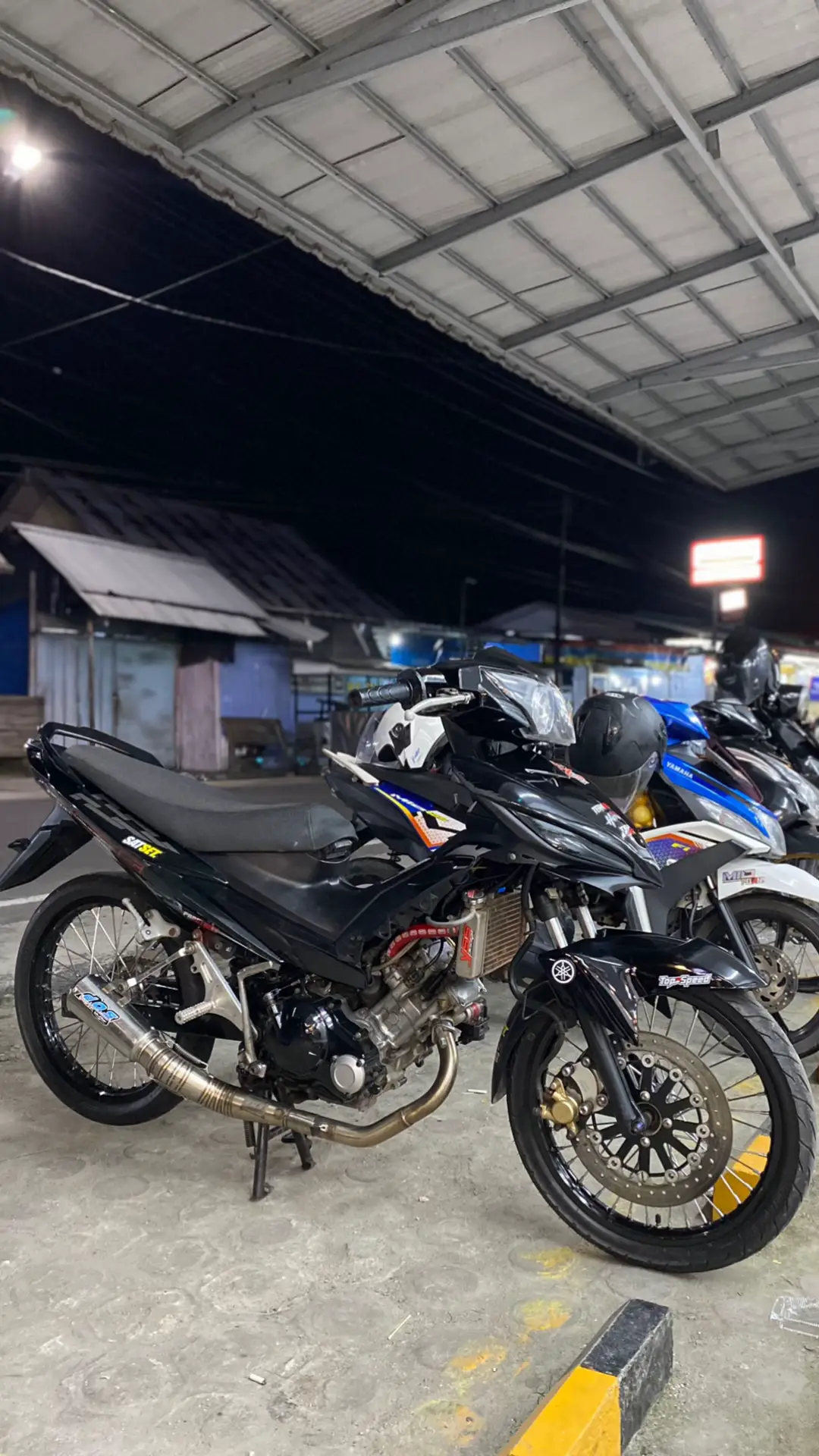 Udah ga pernah liat Kratos lagi kan ? Ya udh ini Blue Sky ✌🏻 #fyp #mxnew #jupitermx #sengkuni #mxsoloraya #mx200cc 