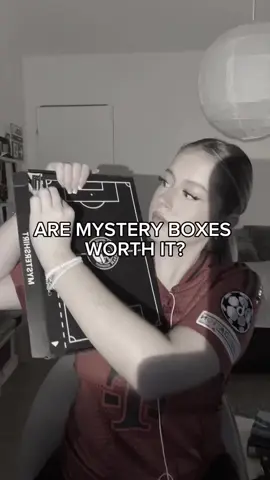 ❤️ Follow us Mystershirt_clips for more football-related content! (We’ll be giving away one mystery box per month) 🎁 Are they worth it?🤭 💰Enjoy an extra 10% discount on our mystery boxes via the link in our bio! #mysteryshirt #mysteryfootballbox #footballfans #footballcollectors 