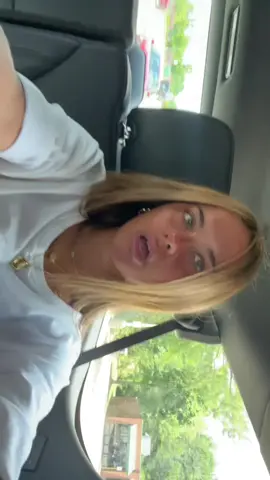 Why my hands r so shaky