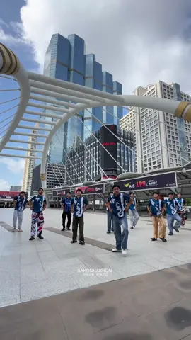 รำมวยโบราณสกลนคร กลางเมืองกรุง (ช่องนนทรี)  #นาคเล่นน้ำ  #บ่าวนาคเล่นน้ํา  #รำมวยโบราณสกลนคร   #รํามวยโบราณ #ช่องนนทรี  #กรุงเทพฯ ##ไทย#T#ThailandB#BKKb#bangkok