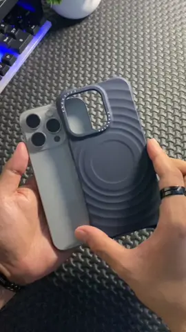 Ini warna Navy-nya tampilan 15pro, cakep banget✨ #caseiphone  #softcase  #iphone15pro 
