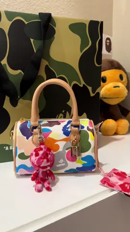 Bape girl 4ever💋 #fyp #abathingape 