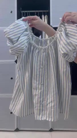 👑