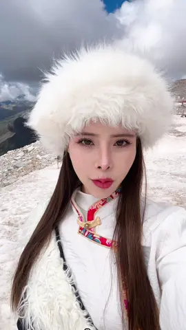สาวทิเบต #เฉิงตู🇨🇳 #ทิเบต #ดากู๋การ์เซียร์ #นิราพาพัง #นิราพาปัง @โอม&นิราพาพัง🫨 @Nira_นิรา เซรั่มนิราช่องจริง 