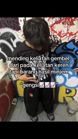 uda minjem ga dibalikin lagi #foryoupage #outfit #kalcer #katakata #lewatberandafyp #xuhuong #lewatberanda #4u #fyppppppppppppppppppppppp 