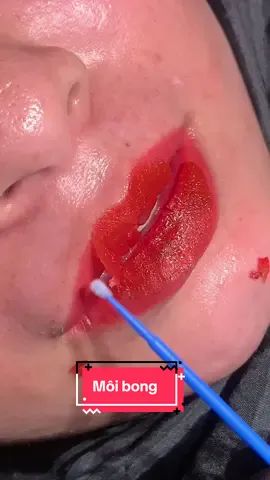 Môi mẫu đang bong gu khách và học viên thích bong đậm đây ạ #daotaohocvien #sexylips #phunmoibongdam #phamthuybeauty 