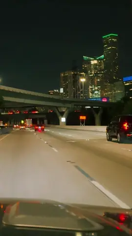 Voy a quererte más los temerarios #flypシ #texascheck #musica  #programadeincentivoslive @crator.search.insights @Fans-de-marco Antonio solis #losbukis #houston #mexico @TikTok #destacar @destacar #noche #lluvia 