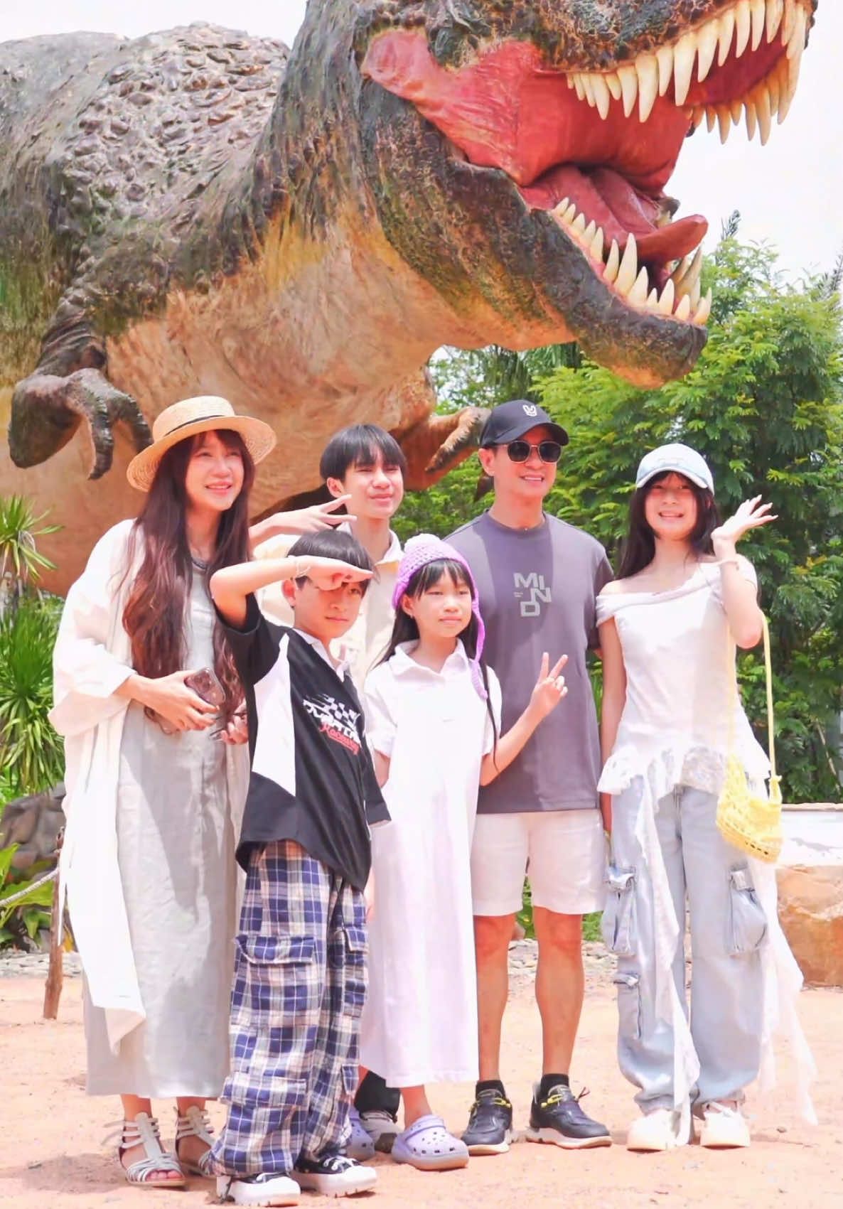 Giải nhiệt mùa hè tại Novaworld Phan Thiết cùng gia đình nhỏ và ekip Lật Mặt 8: Vòng Tay Nắng.  Một nơi nghỉ dưỡng tiện ích khi không chỉ có biển mà rất nhiều khu vui chơi và nhà hàng ăn xung quanh. 💗 Cám ơn Novaworld Phan Thiết tiếp đón gia đình mình và ekip đoàn phim chu đáo nha💕  #LyHaiMinhHa #NovaWorldPhanThiet #NovaTravel #alohabeachclub #dulich #tiktokgiaitri 